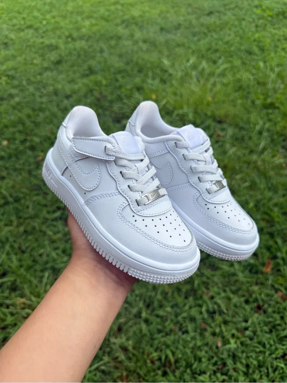 Nike Kids All-White Low-Top Lace & Strap Sneakers 10.5c
